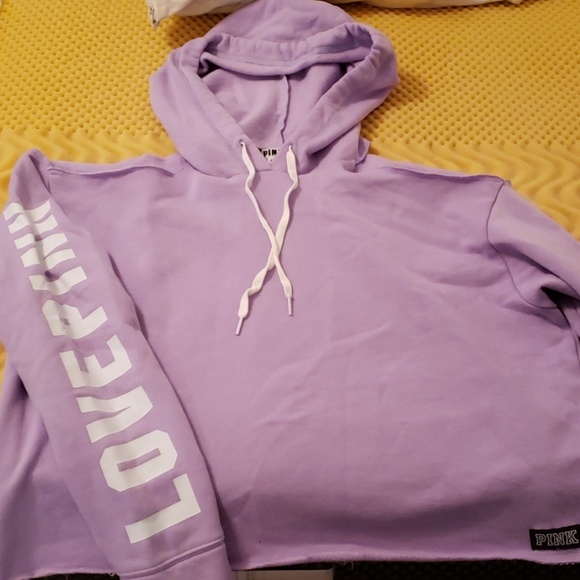 Like New Pink cropped sweatshirt